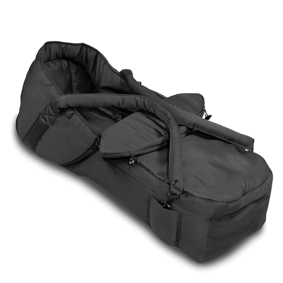 hauck-rapid-2-in1-carrycot-babytragetasche-black-fu-sack image 1