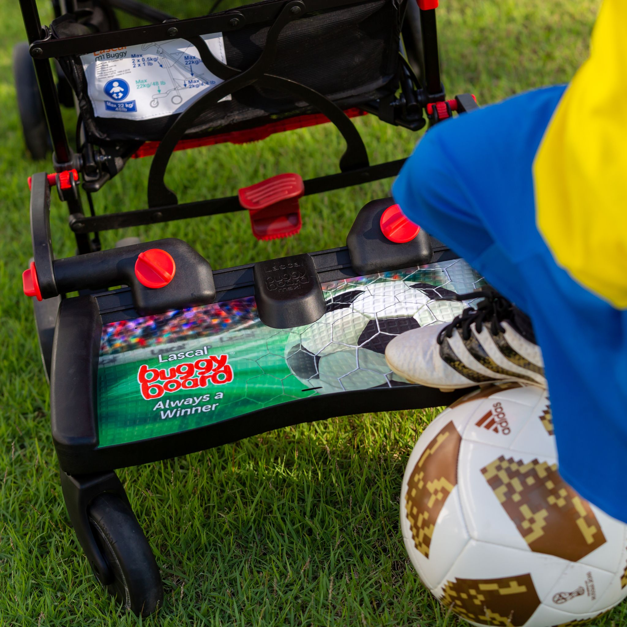 lascal-buggyboard-maxi-football-trittbrett-gr-n-universal image 4