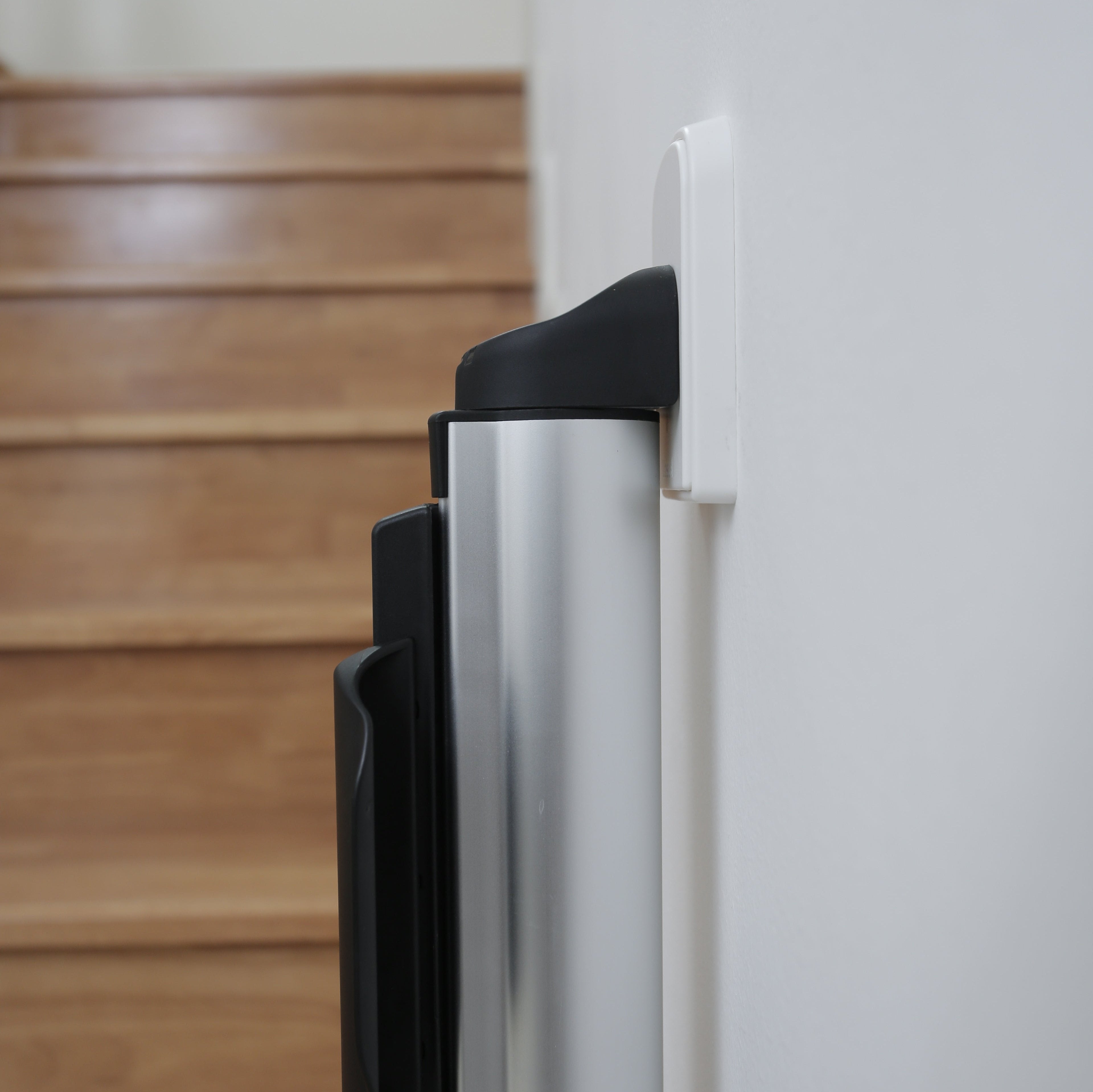 lascal-kiddyguard-avant-t-rschutzgitter-schwarz-120-cm-einziehbar image 6